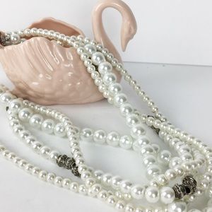 Faux 3 strand pearl 18” necklace rhinestone beads